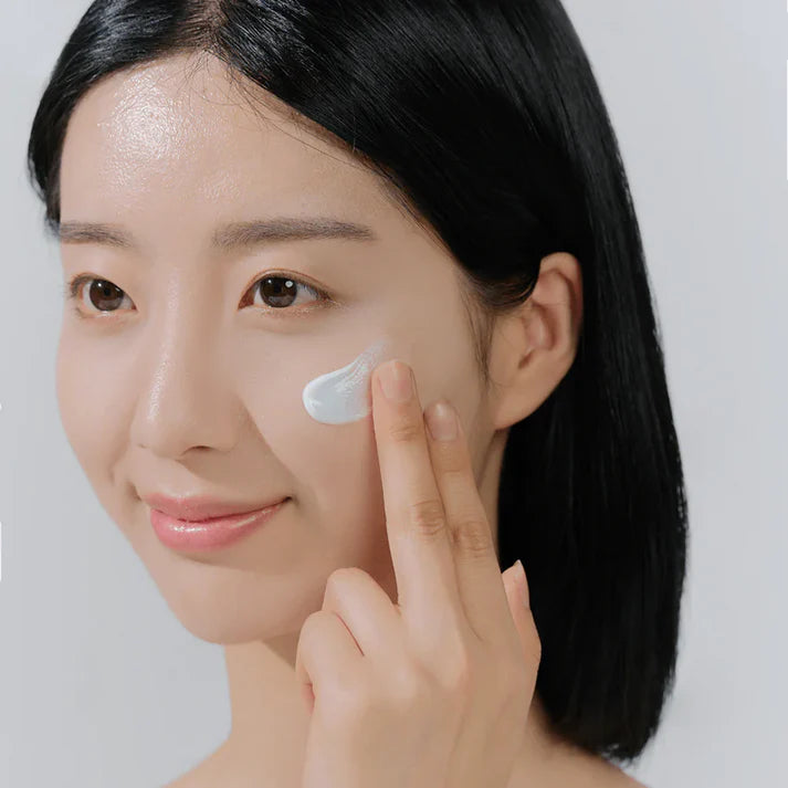Protector Solar Hyalu-Cica Water-Fit Sun Serum